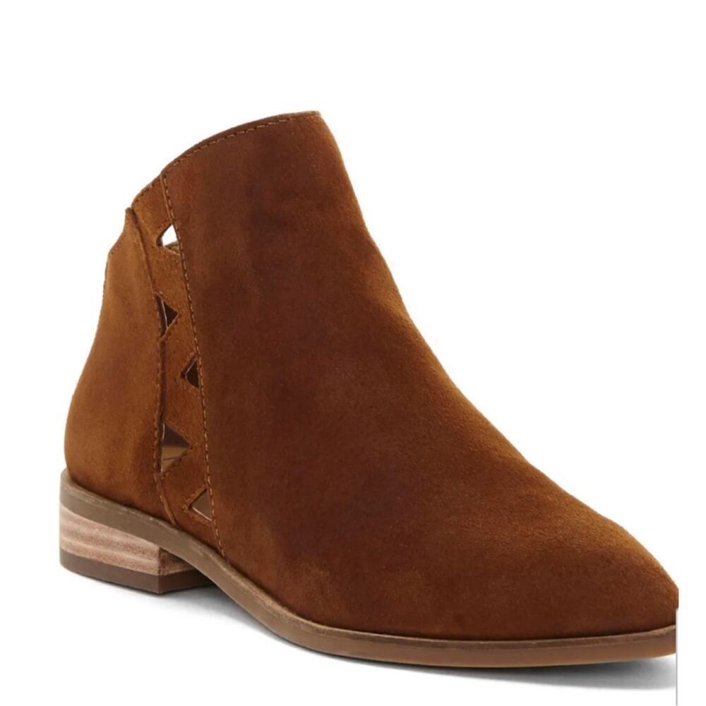 Lucky Brand Jakeela Bootie size 8M leather upper